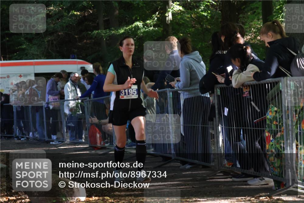 28.09.2025 - 33. Volkslauf durch das schöne Alstertal Strokosch-Dieckow http://msf.ph/oto/8967334 28.09.2025 11:41:30 Ziel 1547, 3195 meine-sportfotos.de