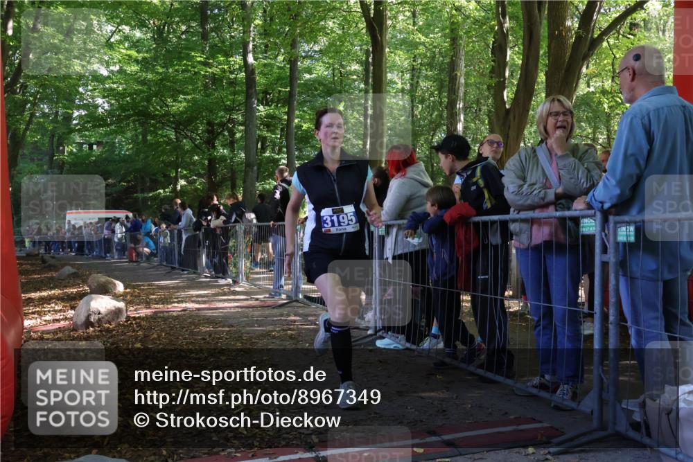 28.09.2025 - 33. Volkslauf durch das schöne Alstertal Strokosch-Dieckow http://msf.ph/oto/8967349 28.09.2025 11:41:34 Ziel  meine-sportfotos.de