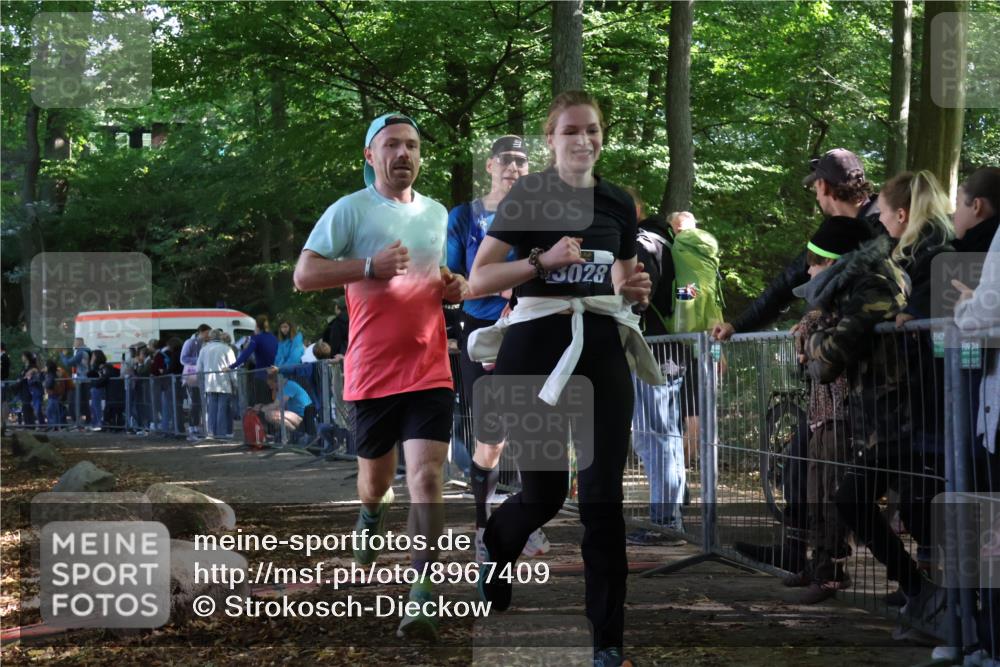 28.09.2025 - 33. Volkslauf durch das schöne Alstertal Strokosch-Dieckow http://msf.ph/oto/8967409 28.09.2025 11:42:01 Ziel 1545, 1584, 1766, 3028 meine-sportfotos.de