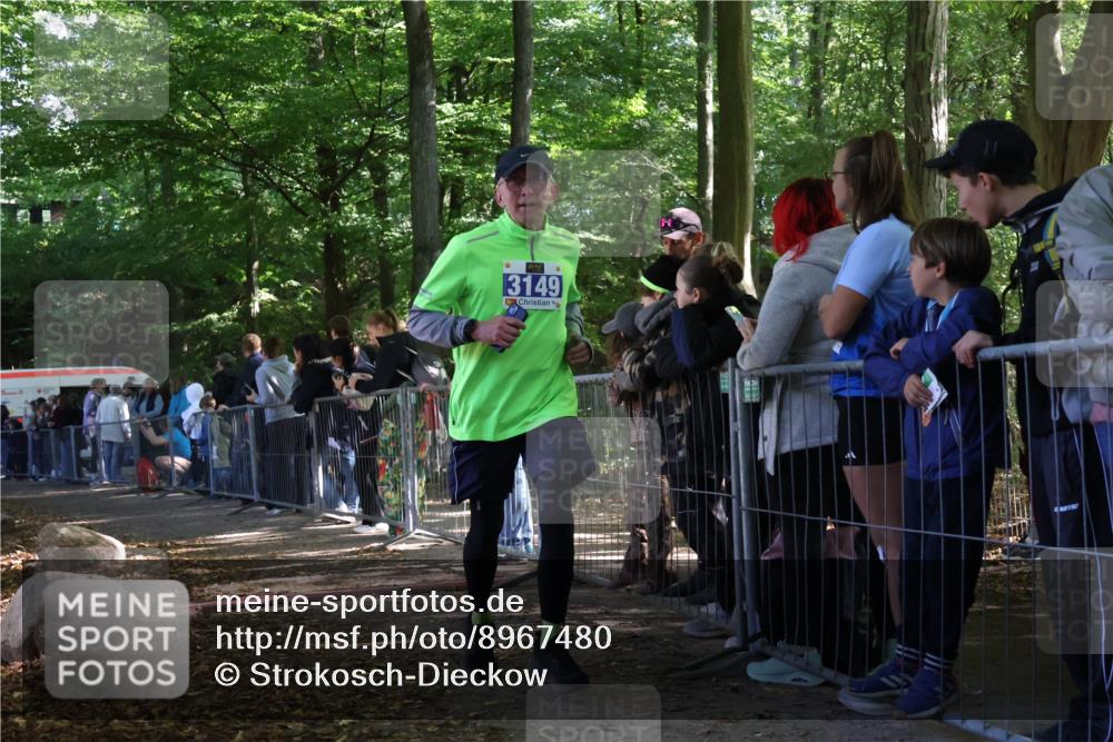 28.09.2025 - 33. Volkslauf durch das schöne Alstertal Strokosch-Dieckow http://msf.ph/oto/8967480 28.09.2025 11:42:37 Ziel 1552, 3149 meine-sportfotos.de
