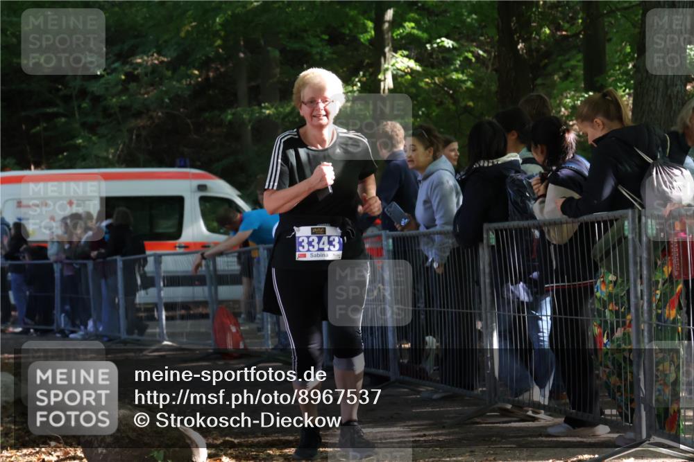 28.09.2025 - 33. Volkslauf durch das schöne Alstertal Strokosch-Dieckow http://msf.ph/oto/8967537 28.09.2025 11:42:58 Ziel 3343 meine-sportfotos.de