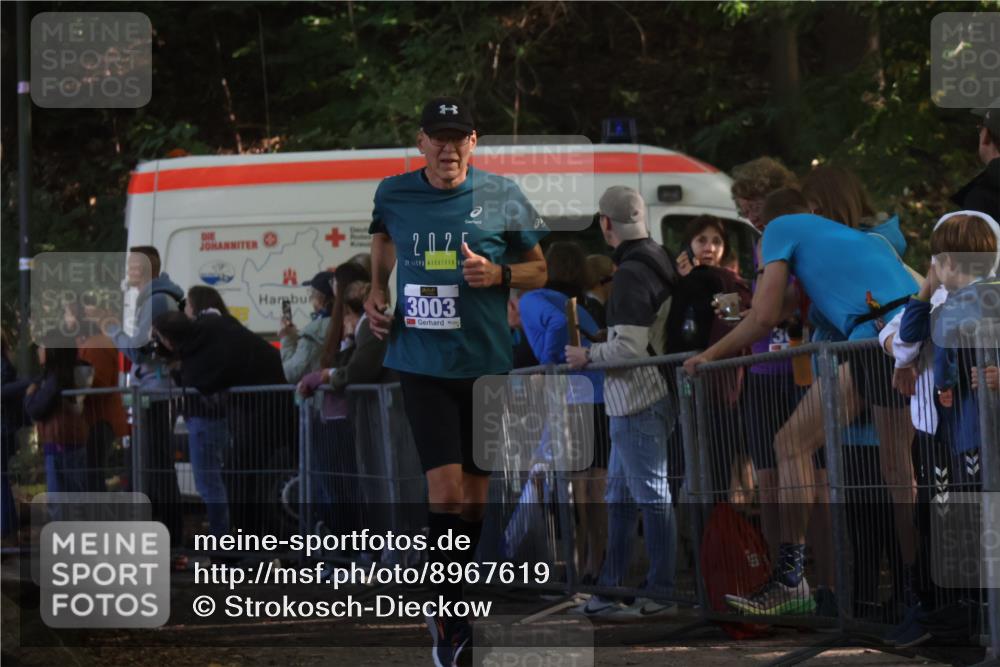 28.09.2025 - 33. Volkslauf durch das schöne Alstertal Strokosch-Dieckow http://msf.ph/oto/8967619 28.09.2025 11:44:11 Ziel 3003, 3323 meine-sportfotos.de