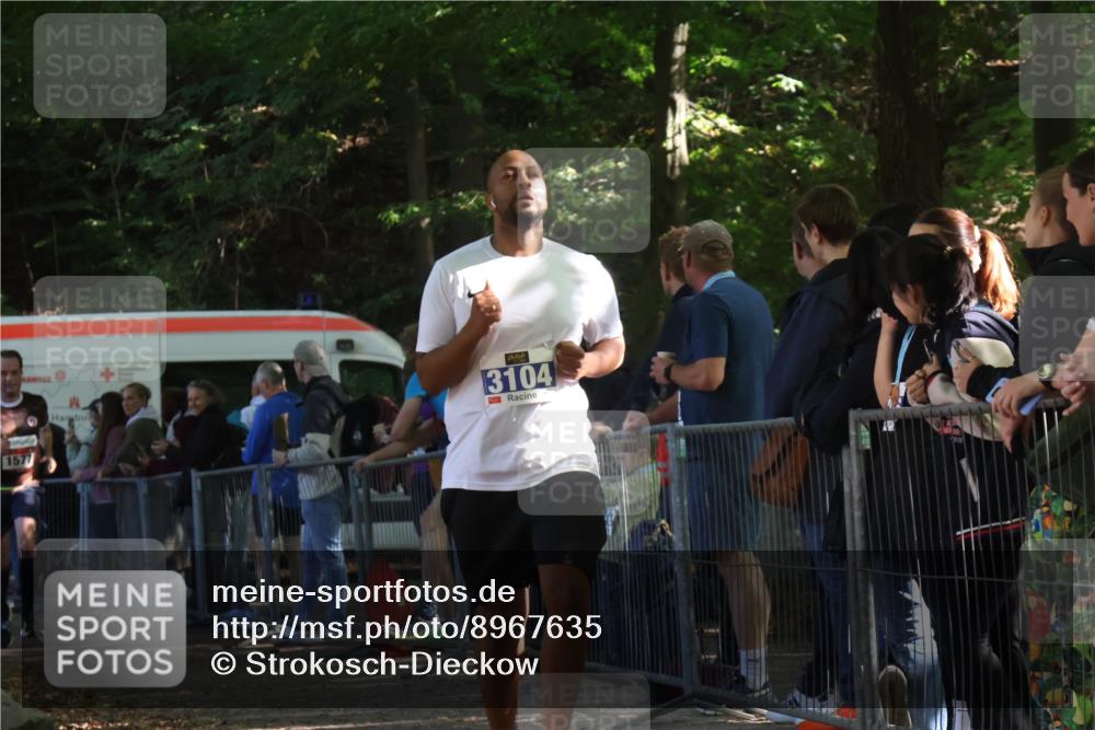 28.09.2025 - 33. Volkslauf durch das schöne Alstertal Strokosch-Dieckow http://msf.ph/oto/8967635 28.09.2025 11:44:25 Ziel 1577, 3104 meine-sportfotos.de