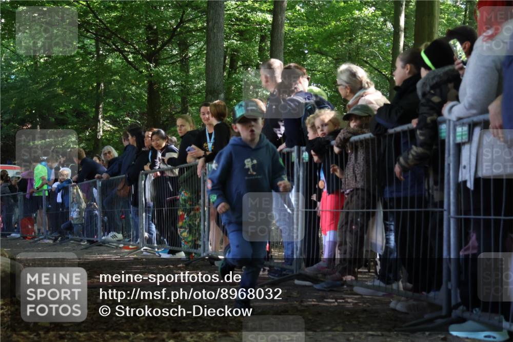 28.09.2025 - 33. Volkslauf durch das schöne Alstertal Strokosch-Dieckow http://msf.ph/oto/8968032 28.09.2025 11:47:05 Ziel 3158 meine-sportfotos.de
