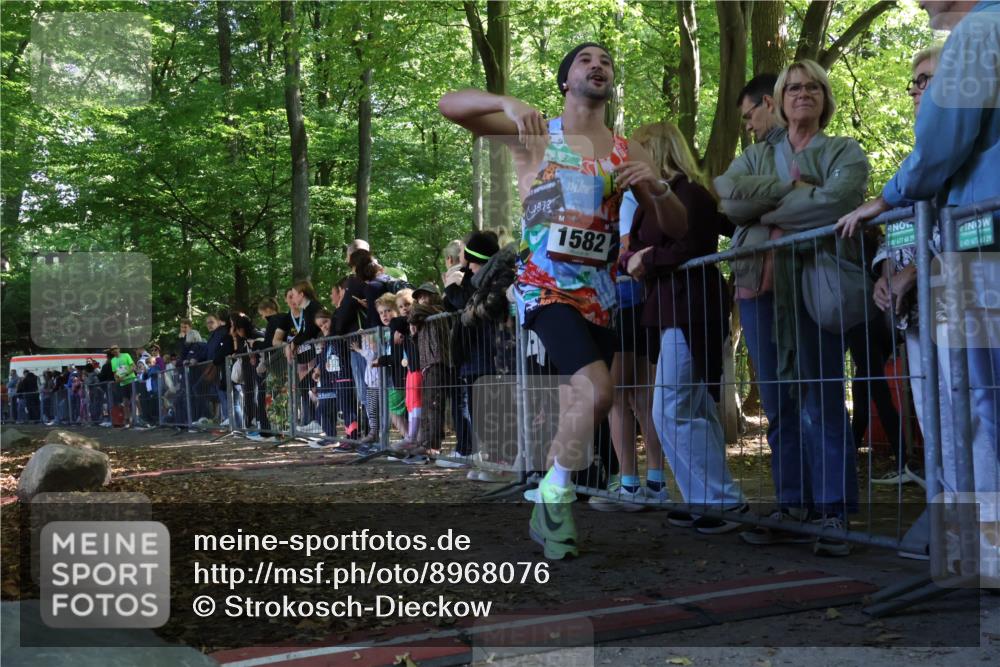 28.09.2025 - 33. Volkslauf durch das schöne Alstertal Strokosch-Dieckow http://msf.ph/oto/8968076 28.09.2025 11:47:34 Ziel 1582 meine-sportfotos.de