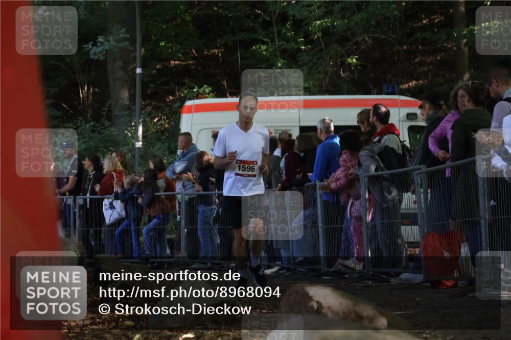 28.09.2025 - 33. Volkslauf durch das schöne Alstertal Strokosch-Dieckow http://msf.ph/oto/8968094 28.09.2025 11:48:13 Ziel 1596 meine-sportfotos.de