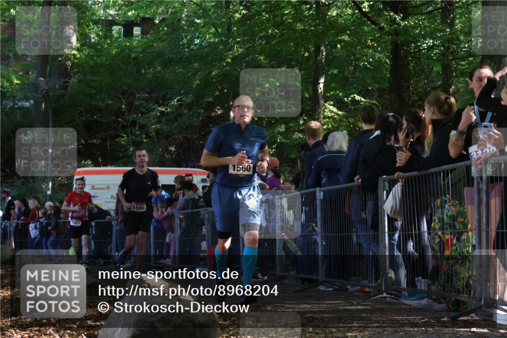 28.09.2025 - 33. Volkslauf durch das schöne Alstertal Strokosch-Dieckow http://msf.ph/oto/8968204 28.09.2025 11:48:40 Ziel 1560, 1590, 1607 meine-sportfotos.de