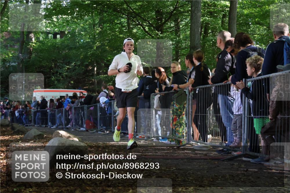 28.09.2025 - 33. Volkslauf durch das schöne Alstertal Strokosch-Dieckow http://msf.ph/oto/8968293 28.09.2025 11:49:01 Ziel 1789 meine-sportfotos.de