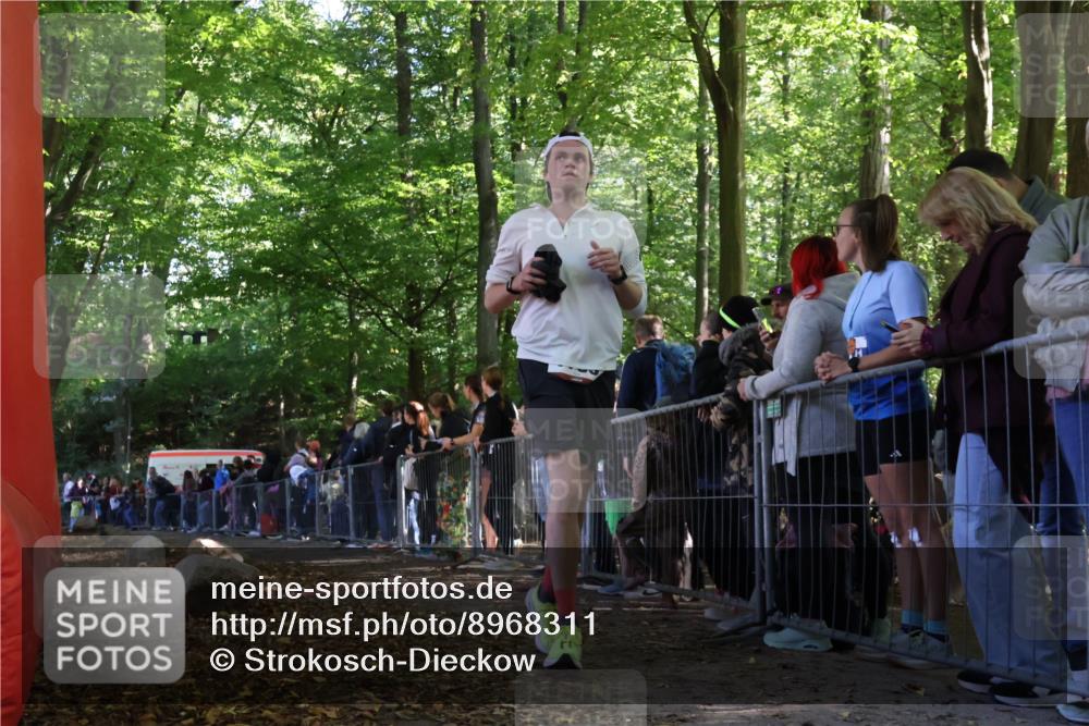 28.09.2025 - 33. Volkslauf durch das schöne Alstertal Strokosch-Dieckow http://msf.ph/oto/8968311 28.09.2025 11:49:03 Ziel 1789 meine-sportfotos.de