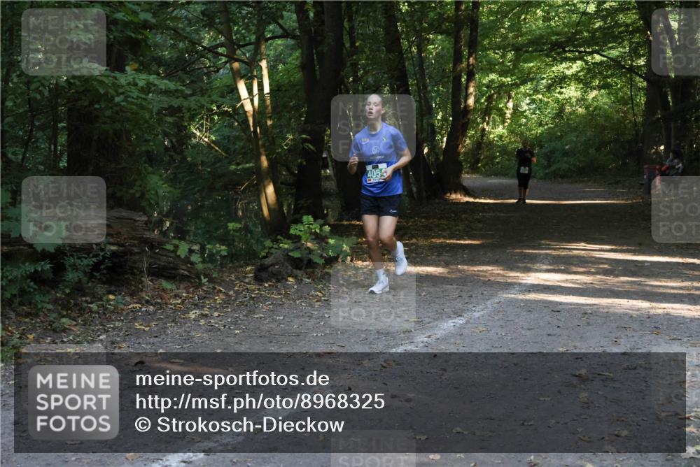 28.09.2025 - 33. Volkslauf durch das schöne Alstertal Strokosch-Dieckow http://msf.ph/oto/8968325 28.09.2025 10:56:19 Laufen 405 meine-sportfotos.de