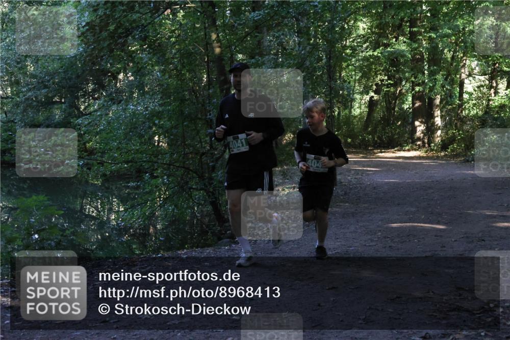 28.09.2025 - 33. Volkslauf durch das schöne Alstertal Strokosch-Dieckow http://msf.ph/oto/8968413 28.09.2025 10:58:38 Laufen 4041, 404 meine-sportfotos.de