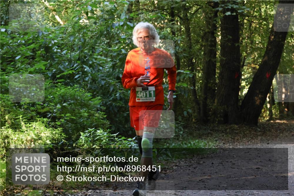 28.09.2025 - 33. Volkslauf durch das schöne Alstertal Strokosch-Dieckow http://msf.ph/oto/8968451 28.09.2025 11:01:24 Laufen 2007, 4011 meine-sportfotos.de
