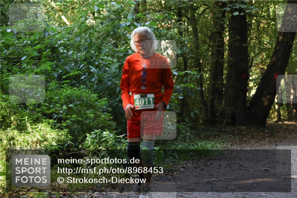 28.09.2025 - 33. Volkslauf durch das schöne Alstertal Strokosch-Dieckow http://msf.ph/oto/8968453 28.09.2025 11:01:24 Laufen 2007, 4011 meine-sportfotos.de