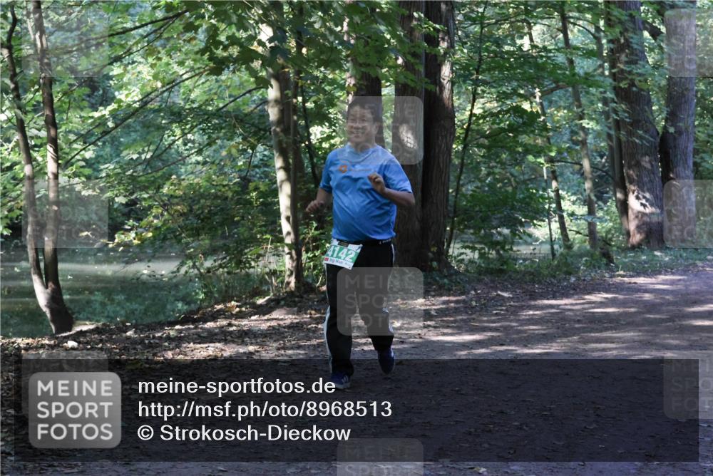 28.09.2025 - 33. Volkslauf durch das schöne Alstertal Strokosch-Dieckow http://msf.ph/oto/8968513 28.09.2025 11:03:54 Laufen 4142 meine-sportfotos.de