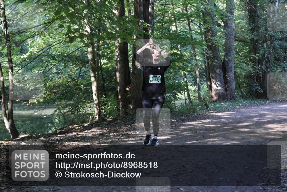 28.09.2025 - 33. Volkslauf durch das schöne Alstertal Strokosch-Dieckow http://msf.ph/oto/8968518 28.09.2025 11:04:01 Laufen 4072 meine-sportfotos.de