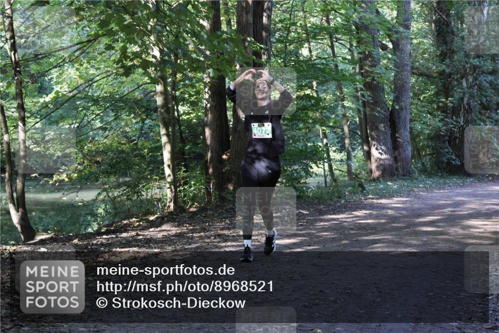 28.09.2025 - 33. Volkslauf durch das schöne Alstertal Strokosch-Dieckow http://msf.ph/oto/8968521 28.09.2025 11:04:01 Laufen 4072 meine-sportfotos.de