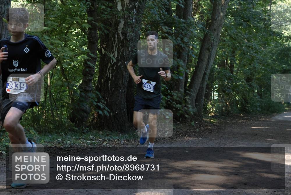 28.09.2025 - 33. Volkslauf durch das schöne Alstertal Strokosch-Dieckow http://msf.ph/oto/8968731 28.09.2025 11:13:20 Laufen 3939, 3406 meine-sportfotos.de