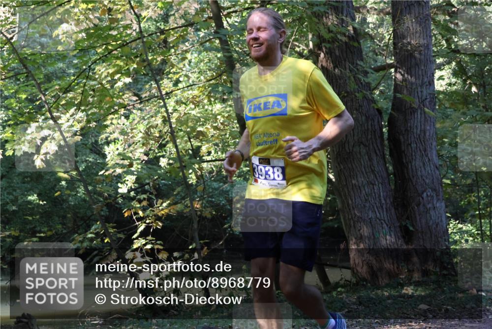 28.09.2025 - 33. Volkslauf durch das schöne Alstertal Strokosch-Dieckow http://msf.ph/oto/8968779 28.09.2025 11:15:54 Laufen 3938 meine-sportfotos.de