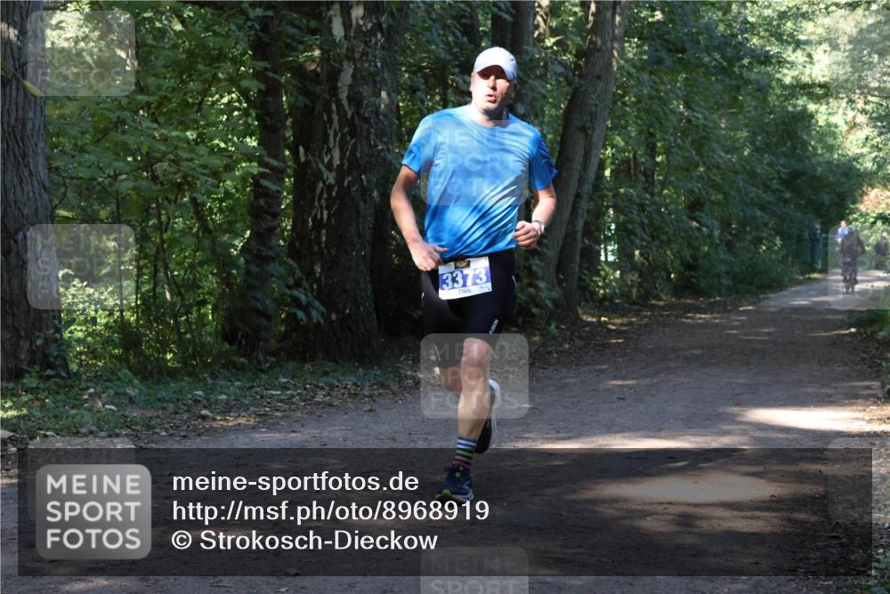 28.09.2025 - 33. Volkslauf durch das schöne Alstertal Strokosch-Dieckow http://msf.ph/oto/8968919 28.09.2025 11:18:34 Laufen 3373 meine-sportfotos.de