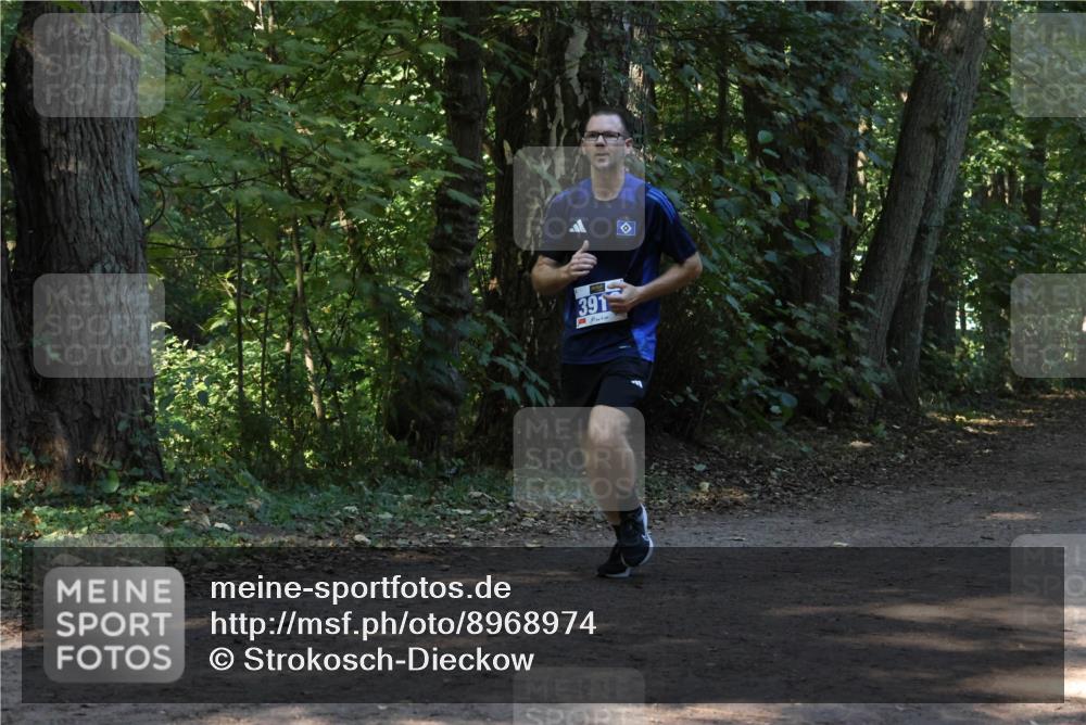 28.09.2025 - 33. Volkslauf durch das schöne Alstertal Strokosch-Dieckow http://msf.ph/oto/8968974 28.09.2025 11:19:49 Laufen 391 meine-sportfotos.de