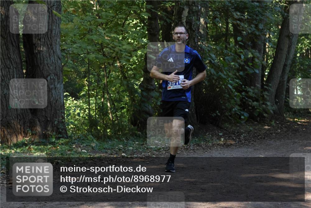 28.09.2025 - 33. Volkslauf durch das schöne Alstertal Strokosch-Dieckow http://msf.ph/oto/8968977 28.09.2025 11:19:49 Laufen 357 meine-sportfotos.de