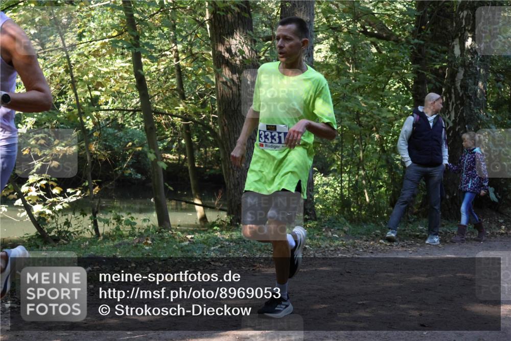 28.09.2025 - 33. Volkslauf durch das schöne Alstertal Strokosch-Dieckow http://msf.ph/oto/8969053 28.09.2025 11:20:40 Laufen 3331 meine-sportfotos.de