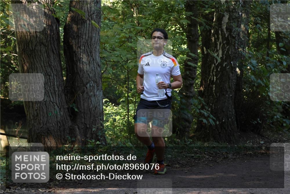 28.09.2025 - 33. Volkslauf durch das schöne Alstertal Strokosch-Dieckow http://msf.ph/oto/8969076 28.09.2025 11:21:03 Laufen  meine-sportfotos.de