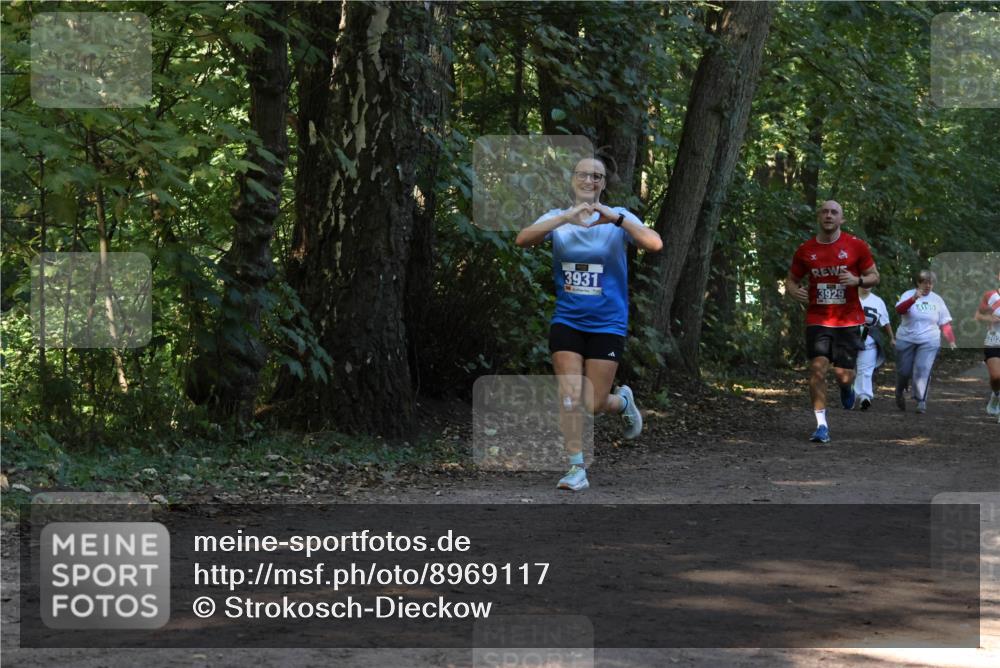 28.09.2025 - 33. Volkslauf durch das schöne Alstertal Strokosch-Dieckow http://msf.ph/oto/8969117 28.09.2025 11:21:37 Laufen 3931, 3929, 4159, 202 meine-sportfotos.de