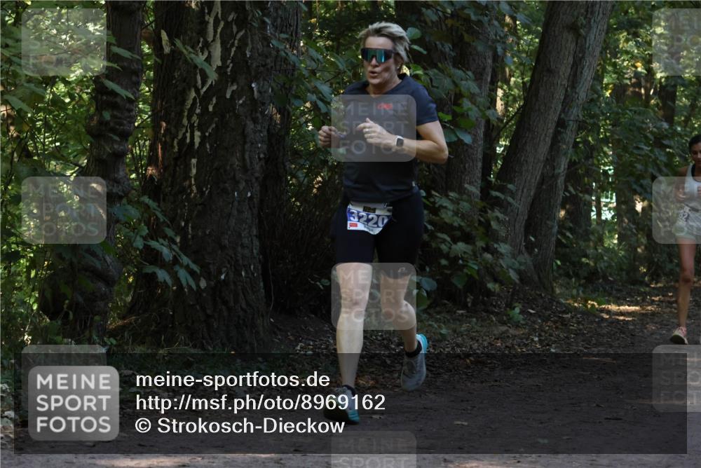 28.09.2025 - 33. Volkslauf durch das schöne Alstertal Strokosch-Dieckow http://msf.ph/oto/8969162 28.09.2025 11:22:20 Laufen  meine-sportfotos.de