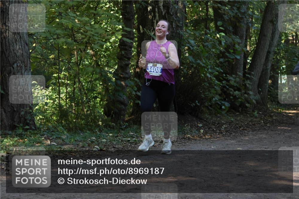 28.09.2025 - 33. Volkslauf durch das schöne Alstertal Strokosch-Dieckow http://msf.ph/oto/8969187 28.09.2025 11:23:08 Laufen 3408 meine-sportfotos.de