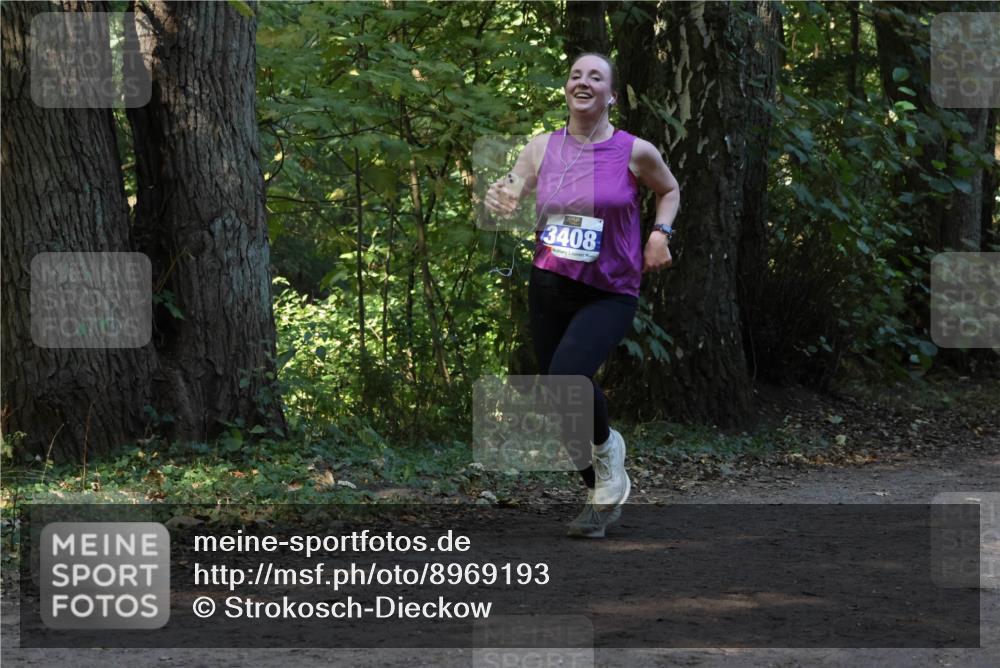28.09.2025 - 33. Volkslauf durch das schöne Alstertal Strokosch-Dieckow http://msf.ph/oto/8969193 28.09.2025 11:23:08 Laufen 3408 meine-sportfotos.de