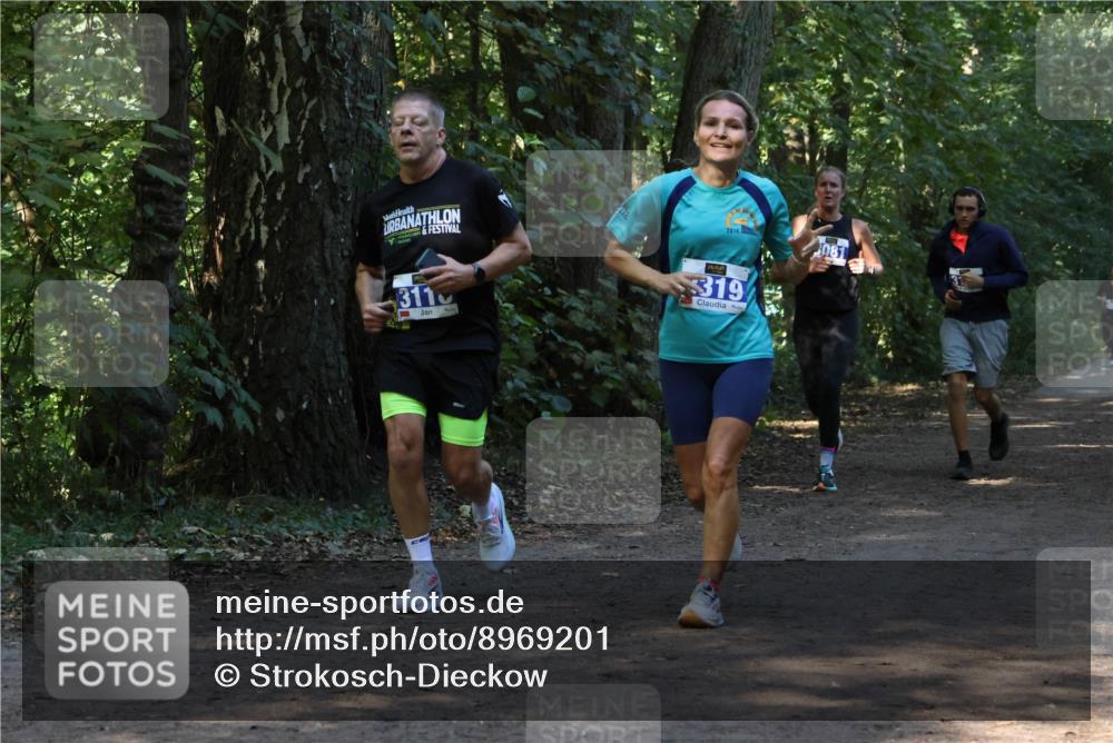 28.09.2025 - 33. Volkslauf durch das schöne Alstertal Strokosch-Dieckow http://msf.ph/oto/8969201 28.09.2025 11:23:26 Laufen 2014, 3110, 319, 081 meine-sportfotos.de