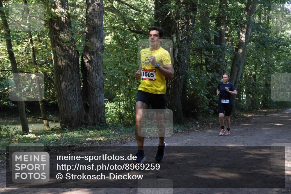 28.09.2025 - 33. Volkslauf durch das schöne Alstertal Strokosch-Dieckow http://msf.ph/oto/8969259 28.09.2025 11:24:28 Laufen 1505, 3210 meine-sportfotos.de