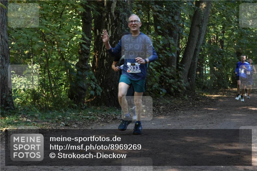 28.09.2025 - 33. Volkslauf durch das schöne Alstertal Strokosch-Dieckow http://msf.ph/oto/8969269 28.09.2025 11:24:46 Laufen 3033 meine-sportfotos.de