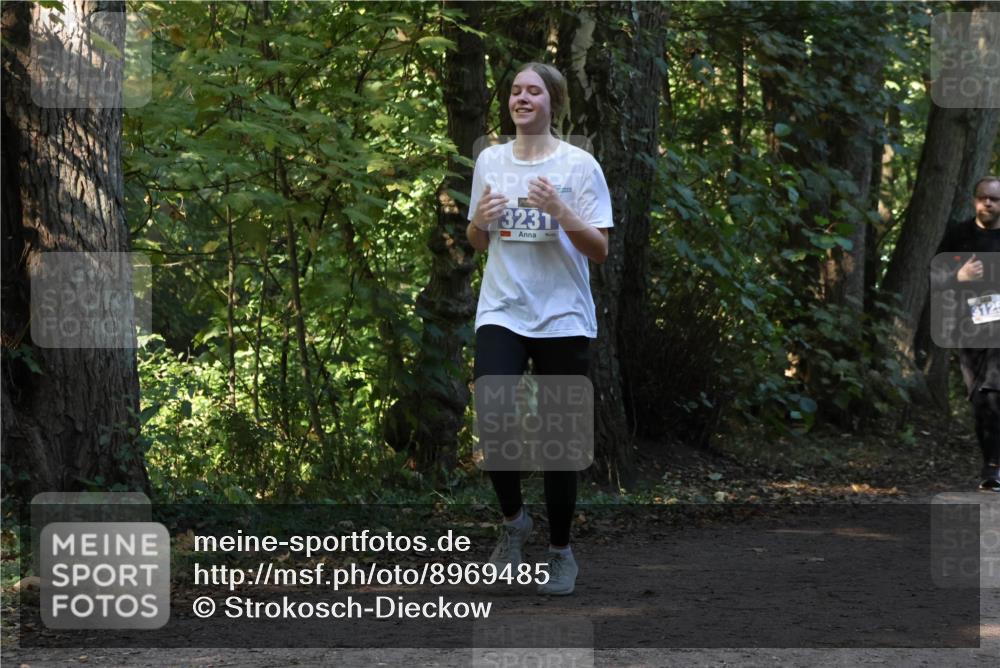 28.09.2025 - 33. Volkslauf durch das schöne Alstertal Strokosch-Dieckow http://msf.ph/oto/8969485 28.09.2025 11:28:57 Laufen 3231, 3125 meine-sportfotos.de