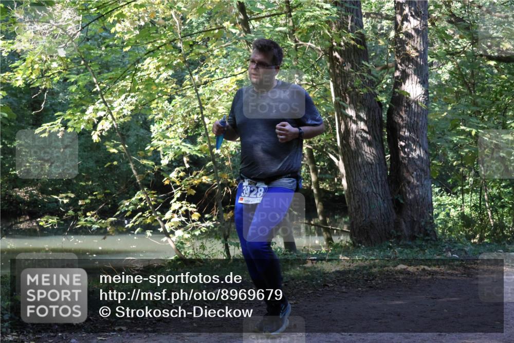 28.09.2025 - 33. Volkslauf durch das schöne Alstertal Strokosch-Dieckow http://msf.ph/oto/8969679 28.09.2025 11:33:21 Laufen 3928 meine-sportfotos.de
