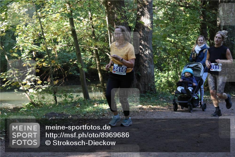 28.09.2025 - 33. Volkslauf durch das schöne Alstertal Strokosch-Dieckow http://msf.ph/oto/8969686 28.09.2025 11:33:46 Laufen 3410, 3119 meine-sportfotos.de