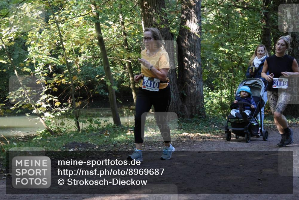 28.09.2025 - 33. Volkslauf durch das schöne Alstertal Strokosch-Dieckow http://msf.ph/oto/8969687 28.09.2025 11:33:46 Laufen 3410, 3119 meine-sportfotos.de