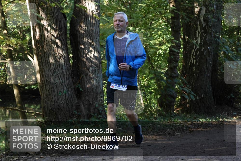 28.09.2025 - 33. Volkslauf durch das schöne Alstertal Strokosch-Dieckow http://msf.ph/oto/8969702 28.09.2025 11:34:16 Laufen  meine-sportfotos.de