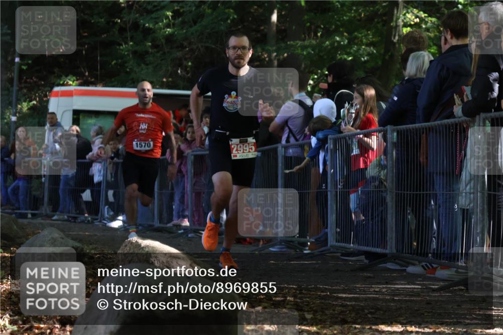 28.09.2025 - 33. Volkslauf durch das schöne Alstertal Strokosch-Dieckow http://msf.ph/oto/8969855 28.09.2025 11:50:41 Ziel 1570, 2995 meine-sportfotos.de