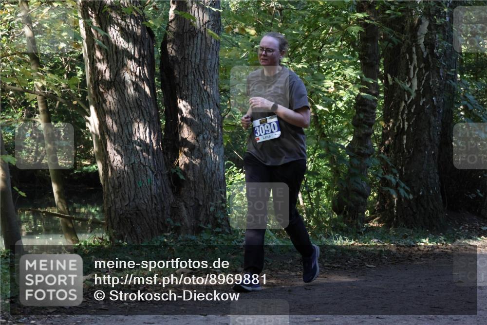 28.09.2025 - 33. Volkslauf durch das schöne Alstertal Strokosch-Dieckow http://msf.ph/oto/8969881 28.09.2025 11:37:29 Laufen 3090 meine-sportfotos.de