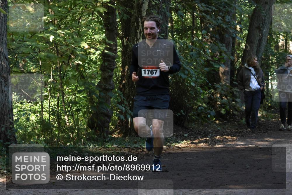 28.09.2025 - 33. Volkslauf durch das schöne Alstertal Strokosch-Dieckow http://msf.ph/oto/8969912 28.09.2025 11:37:54 Laufen 1767 meine-sportfotos.de