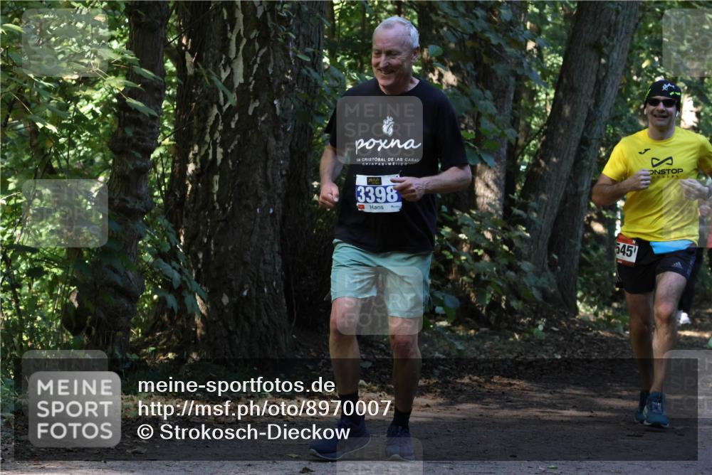 28.09.2025 - 33. Volkslauf durch das schöne Alstertal Strokosch-Dieckow http://msf.ph/oto/8970007 28.09.2025 11:40:10 Laufen 3398, 545 meine-sportfotos.de