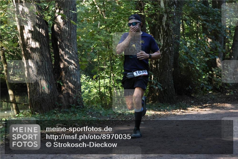 28.09.2025 - 33. Volkslauf durch das schöne Alstertal Strokosch-Dieckow http://msf.ph/oto/8970035 28.09.2025 11:40:58 Laufen 1630 meine-sportfotos.de