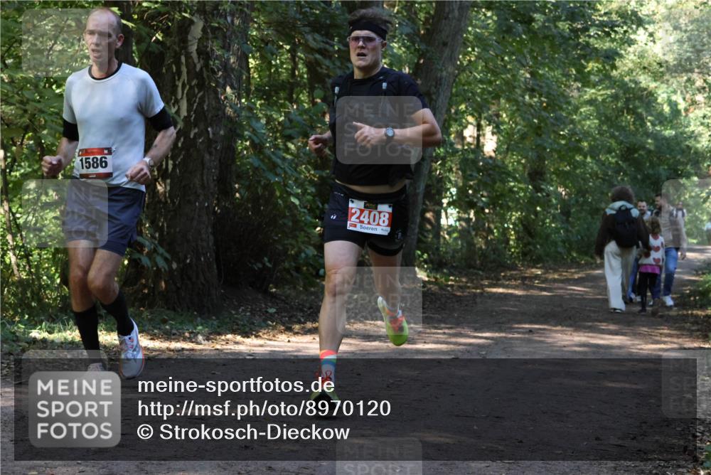 28.09.2025 - 33. Volkslauf durch das schöne Alstertal Strokosch-Dieckow http://msf.ph/oto/8970120 28.09.2025 11:43:08 Laufen 1586, 2408 meine-sportfotos.de