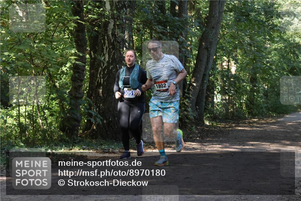 28.09.2025 - 33. Volkslauf durch das schöne Alstertal Strokosch-Dieckow http://msf.ph/oto/8970180 28.09.2025 11:44:34 Laufen 3051, 1802 meine-sportfotos.de