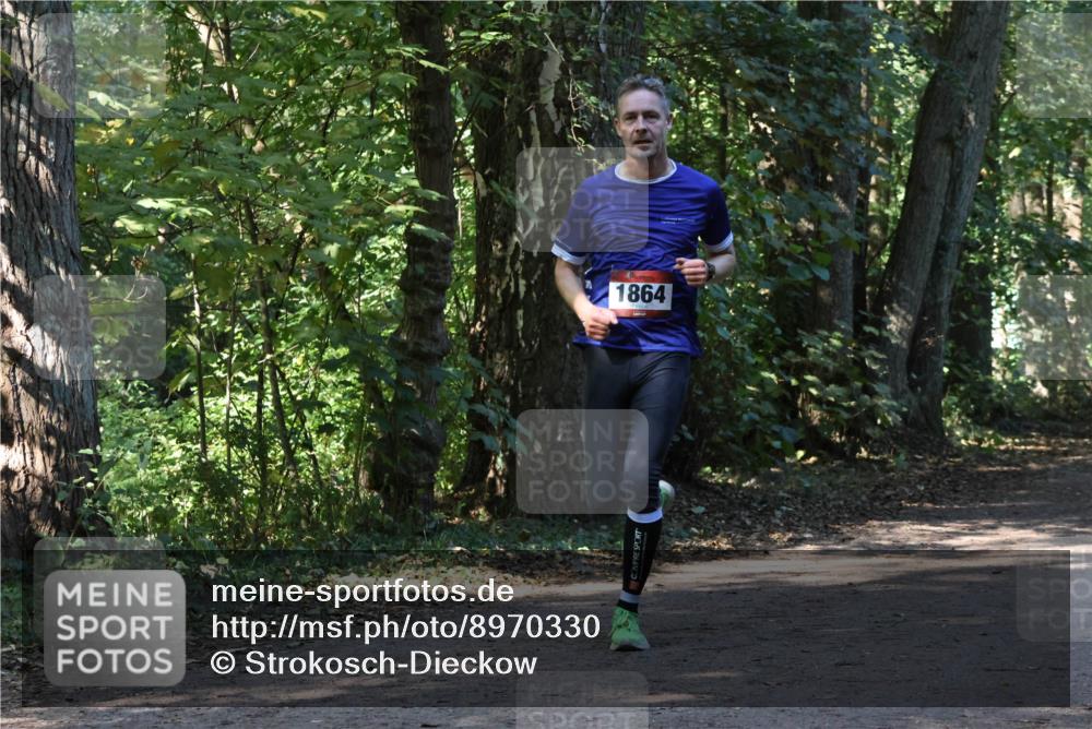 28.09.2025 - 33. Volkslauf durch das schöne Alstertal Strokosch-Dieckow http://msf.ph/oto/8970330 28.09.2025 11:48:42 Laufen 1864 meine-sportfotos.de