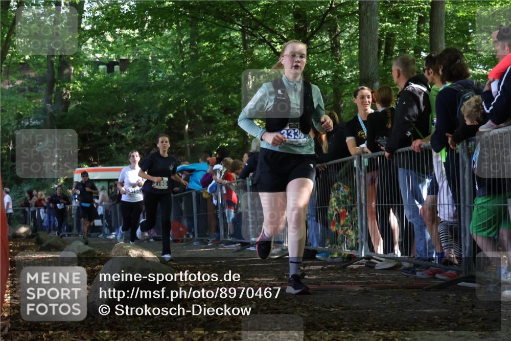 28.09.2025 - 33. Volkslauf durch das schöne Alstertal Strokosch-Dieckow http://msf.ph/oto/8970467 28.09.2025 11:51:47 Ziel 1602, 2651, 3137, 3164, 3165, 3336 meine-sportfotos.de