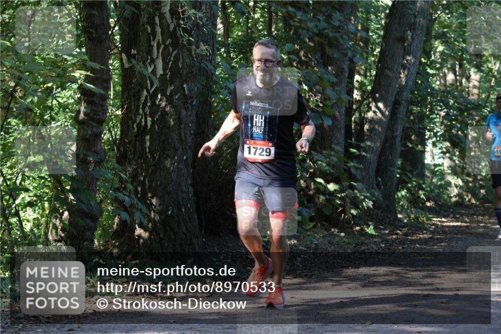 28.09.2025 - 33. Volkslauf durch das schöne Alstertal Strokosch-Dieckow http://msf.ph/oto/8970533 28.09.2025 11:54:01 Laufen 1729, 16 meine-sportfotos.de