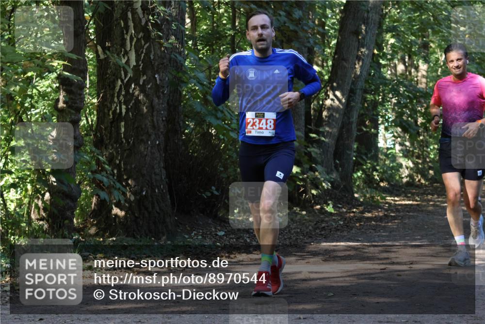 28.09.2025 - 33. Volkslauf durch das schöne Alstertal Strokosch-Dieckow http://msf.ph/oto/8970544 28.09.2025 11:54:15 Laufen 2348 meine-sportfotos.de